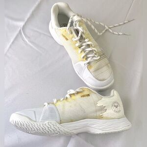 Women’s Wimbledon Tennis Shoes. **EVERYTHING MUST GO, MOVING SALE**